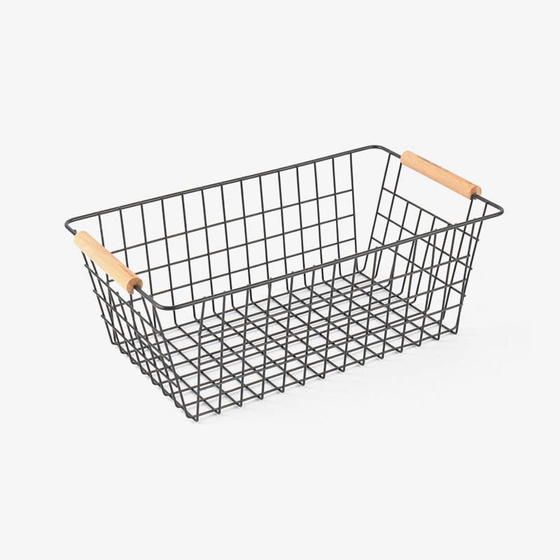 Säilytyskori puisella kahvalla