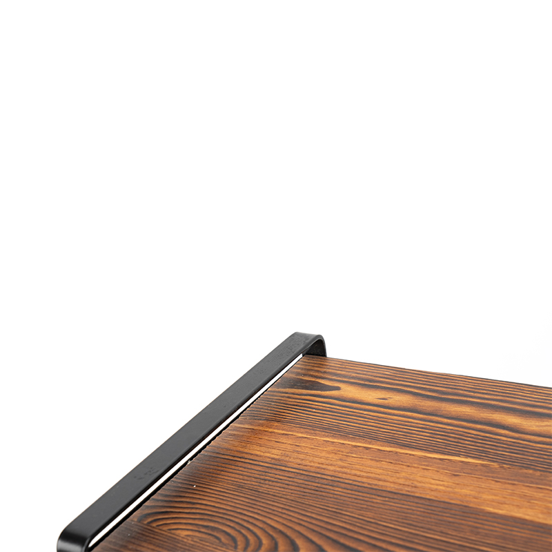 Maalaistyylinen puinen pöytätasoinen viinihyllypullo, jota ei tarvitse koota