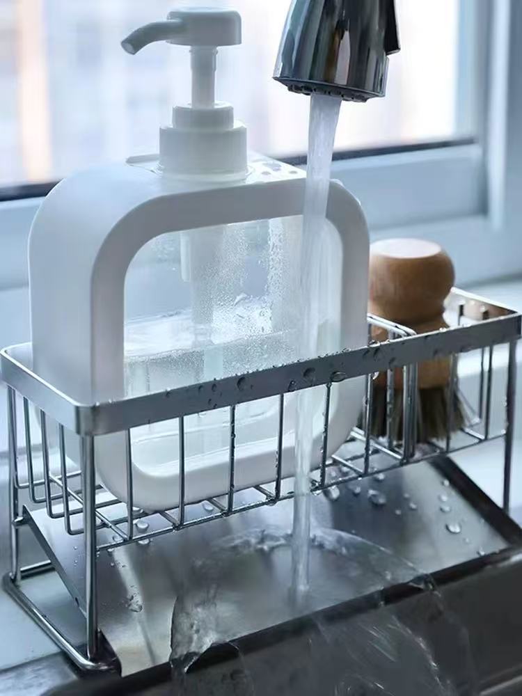 Kuinka seinään asennettavat metalliset säilytystelineet edistävät tilaa säästäviä ratkaisuja?